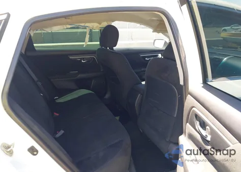 2014 Nissan Altima 2.5/2.5 S/2.5 Sl/2.5 Sv z USA, uszkodzony, nr VIN 1N4AL3AP6EC415750